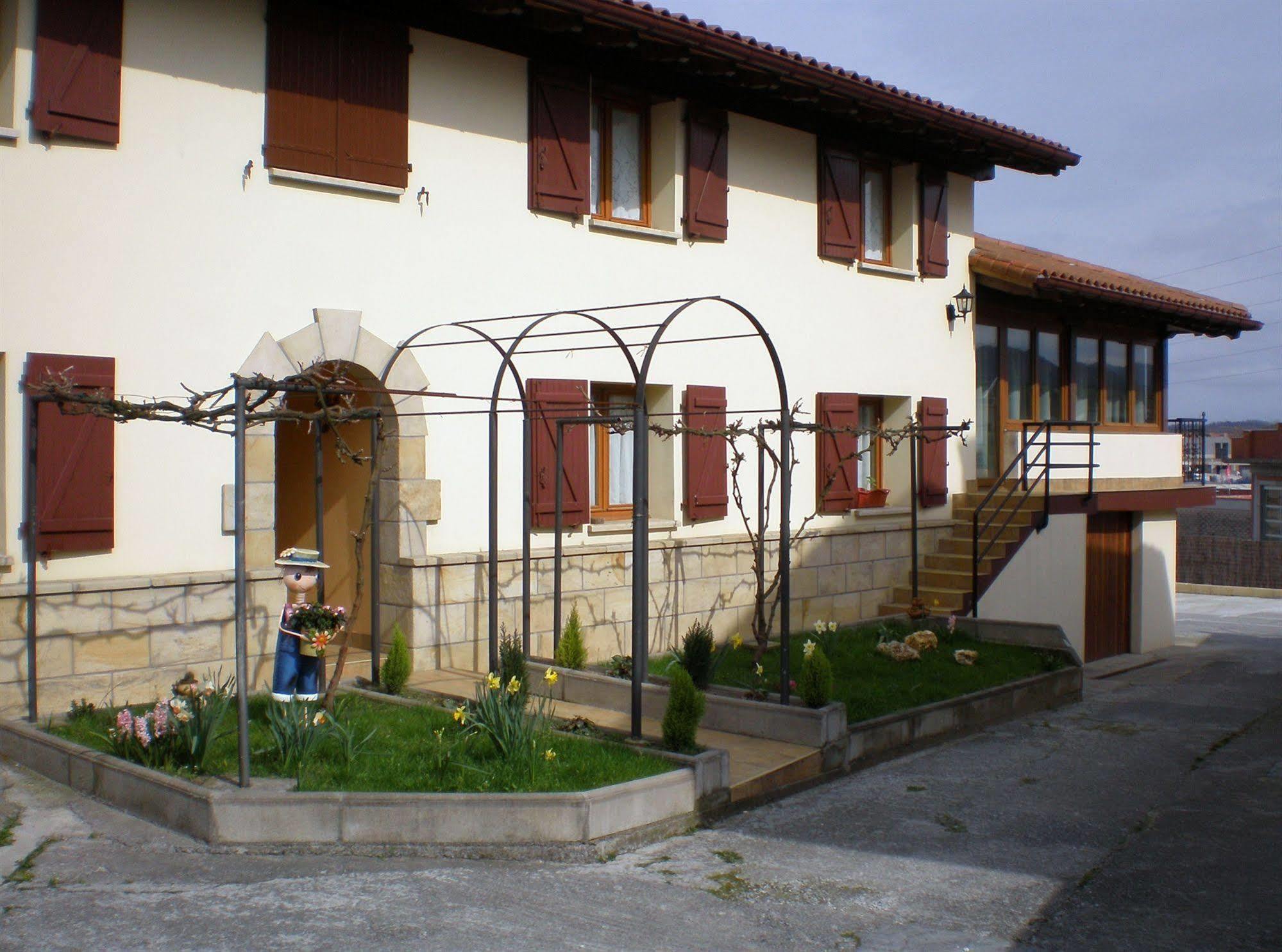 Pensión Gure Ametsa Irun Exterior foto